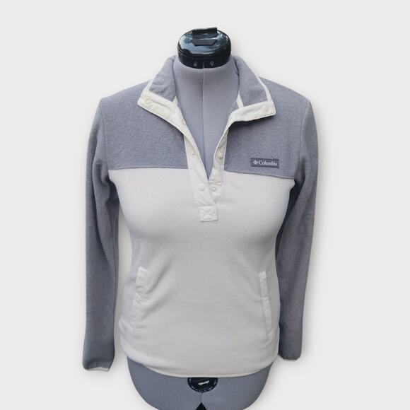 Columbia Sweater Women's XS Pullover Snap Closure Long Sleeve NWT *Flawed Button - Picture 1 of 10